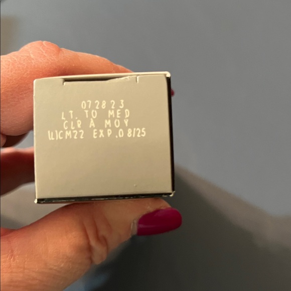 Mary Kay Complexion Corrector Cream, light to medium, new - Picture 7 of 7